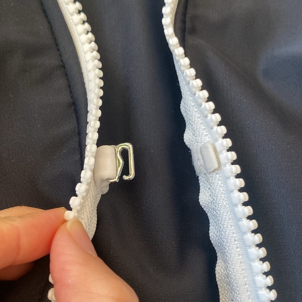 Veronica Beard Rash guard/Jacket - Picture 4 of 4